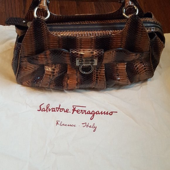 Gorgeous Salvatore Ferragamo Python Bag - Picture 5 of 8